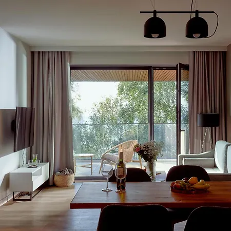 Baltic Jet Luxury אוסטרוני מורסקי