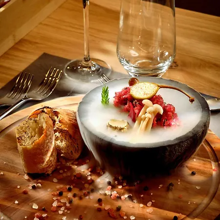 Baltic Jet Luxury מלון דירות 4*