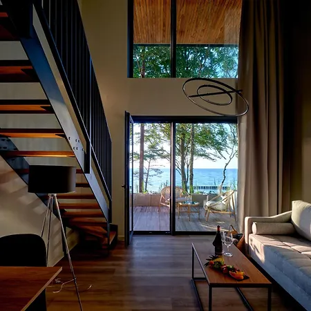 מלון דירות Baltic Jet Luxury 4*